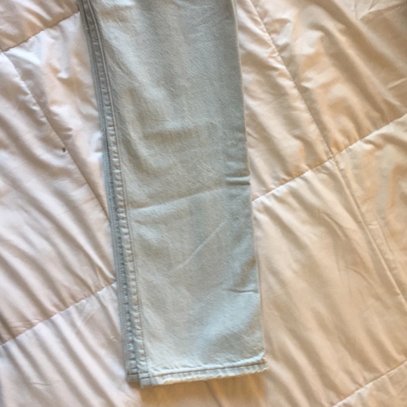 LEVIS - Picture 2 of 4